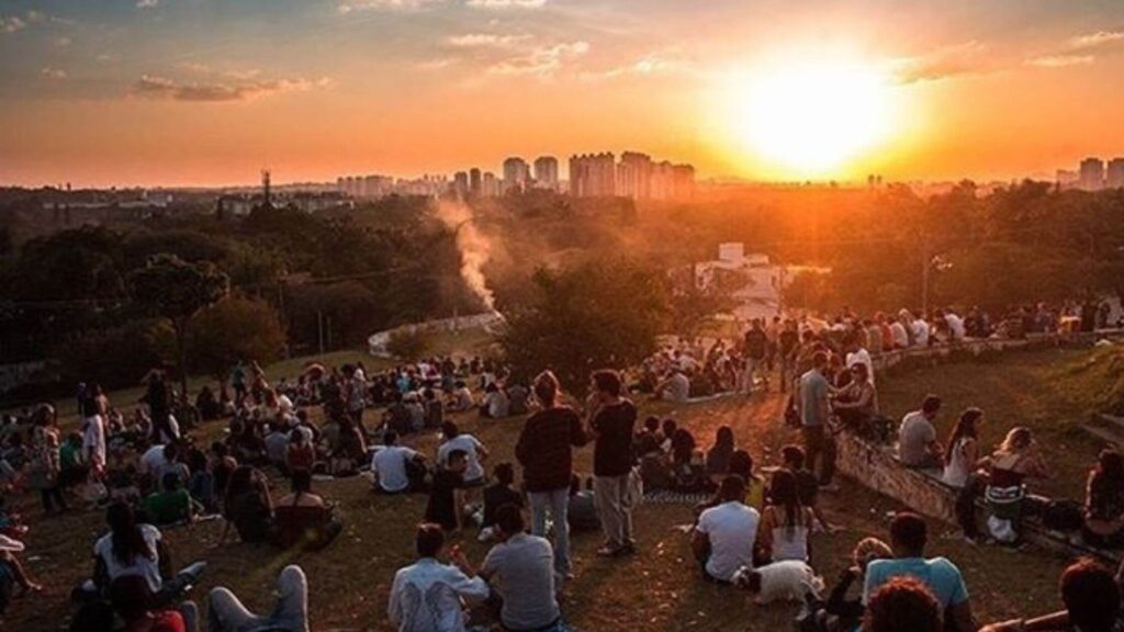 Praça do Pôr do Sol, o mirante da Zona Oeste de São Paulo